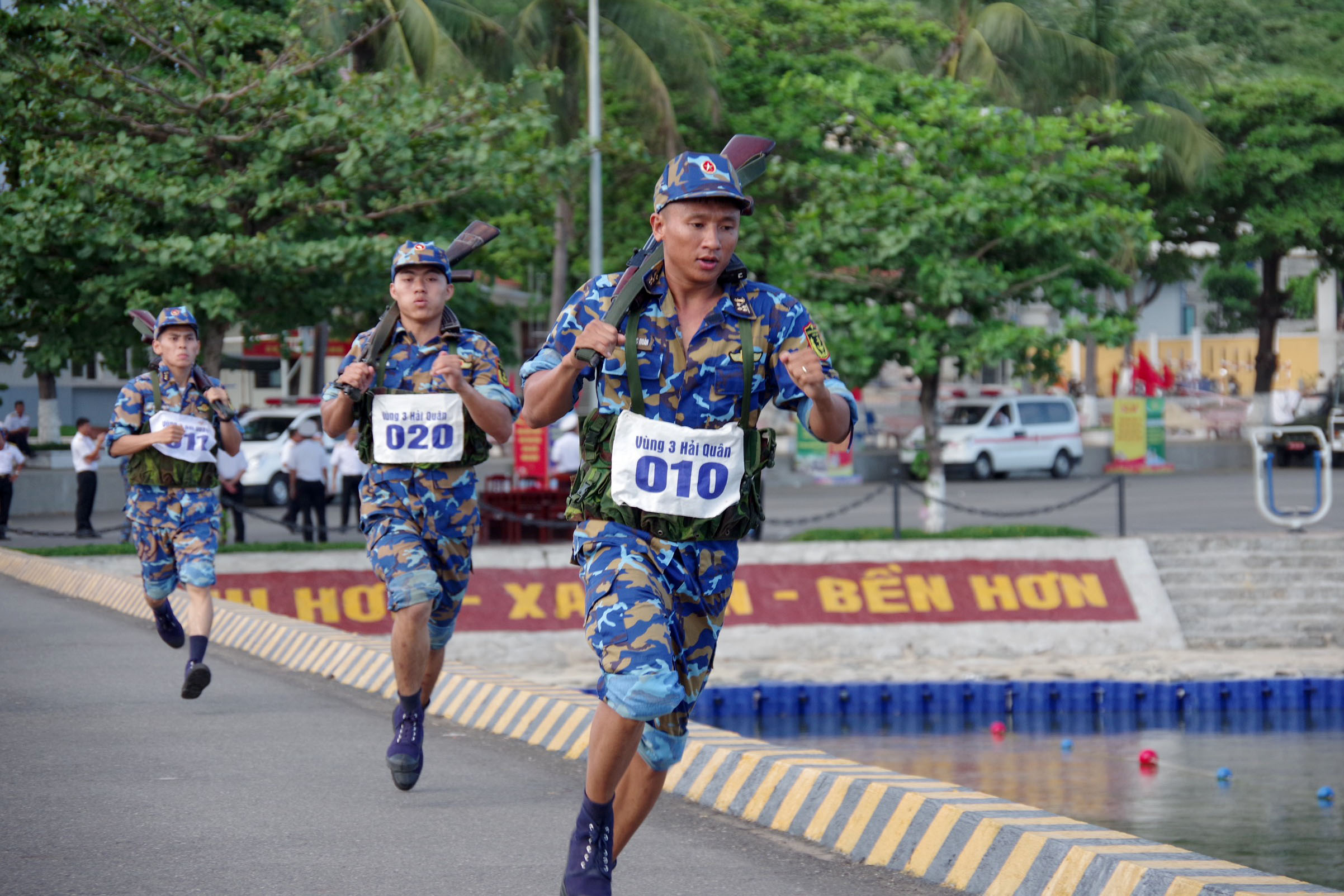 thi đấu nội dung chiến sĩ khỏe